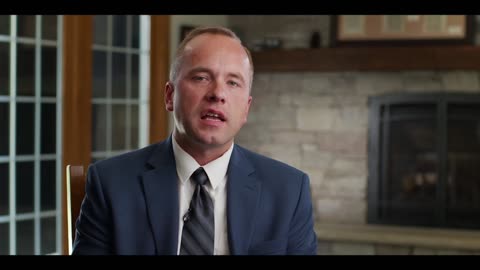 Watch Alex Jones Warn You About The New World Order Decades Ago in These Films