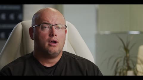 Watch Alex Jones Warn You About The New World Order Decades Ago in These Films