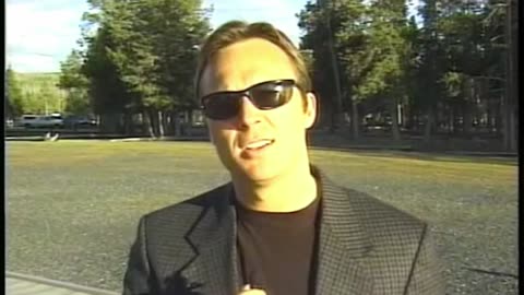Watch Alex Jones Warn You About The New World Order Decades Ago in These Films