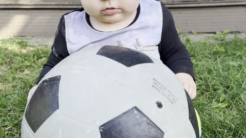 baby kayla plays football in the garden ⚽