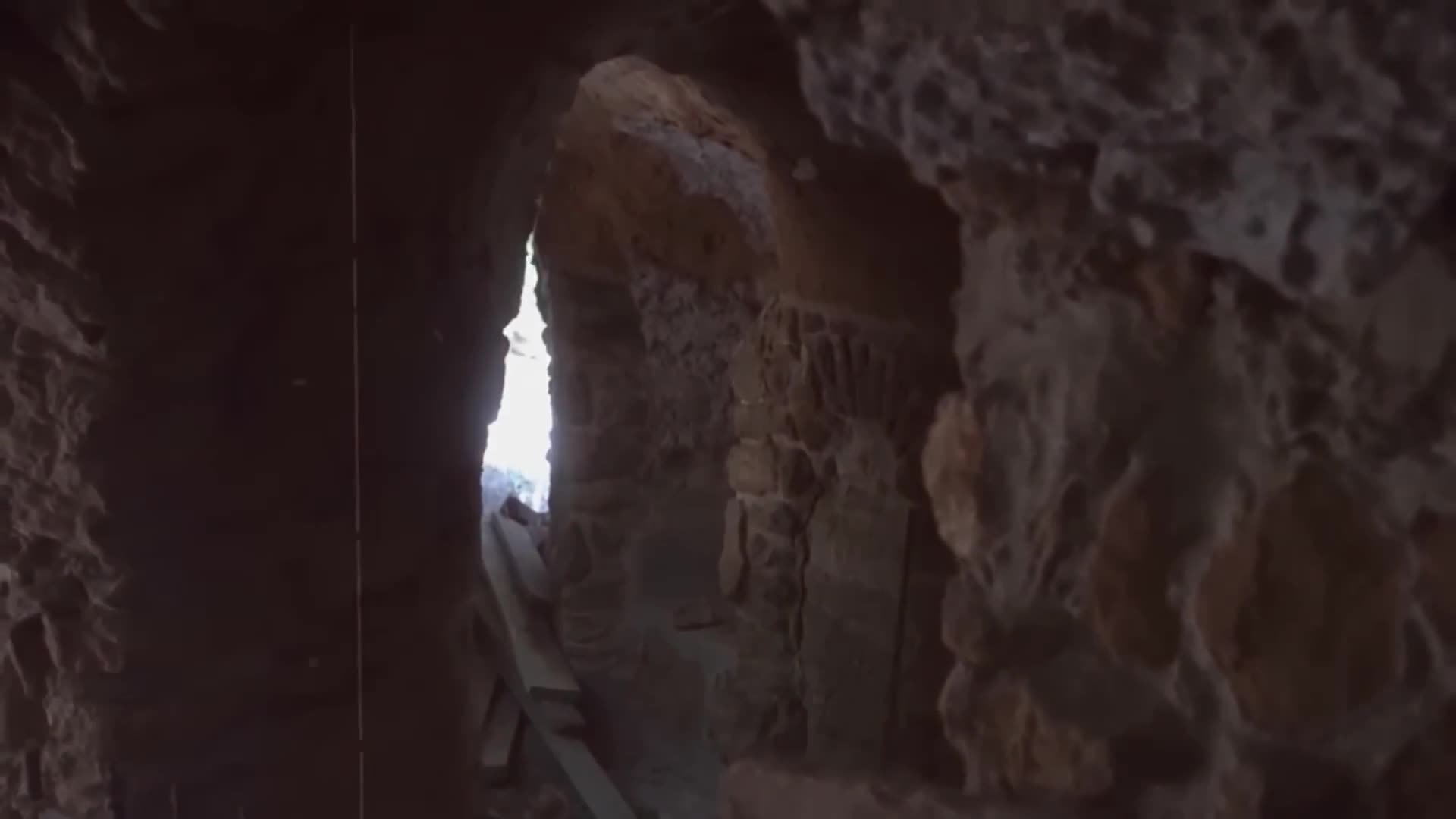 This Drones Footage Of Underground Cities In America Actually Went Viral In The Last 24 HOURS!