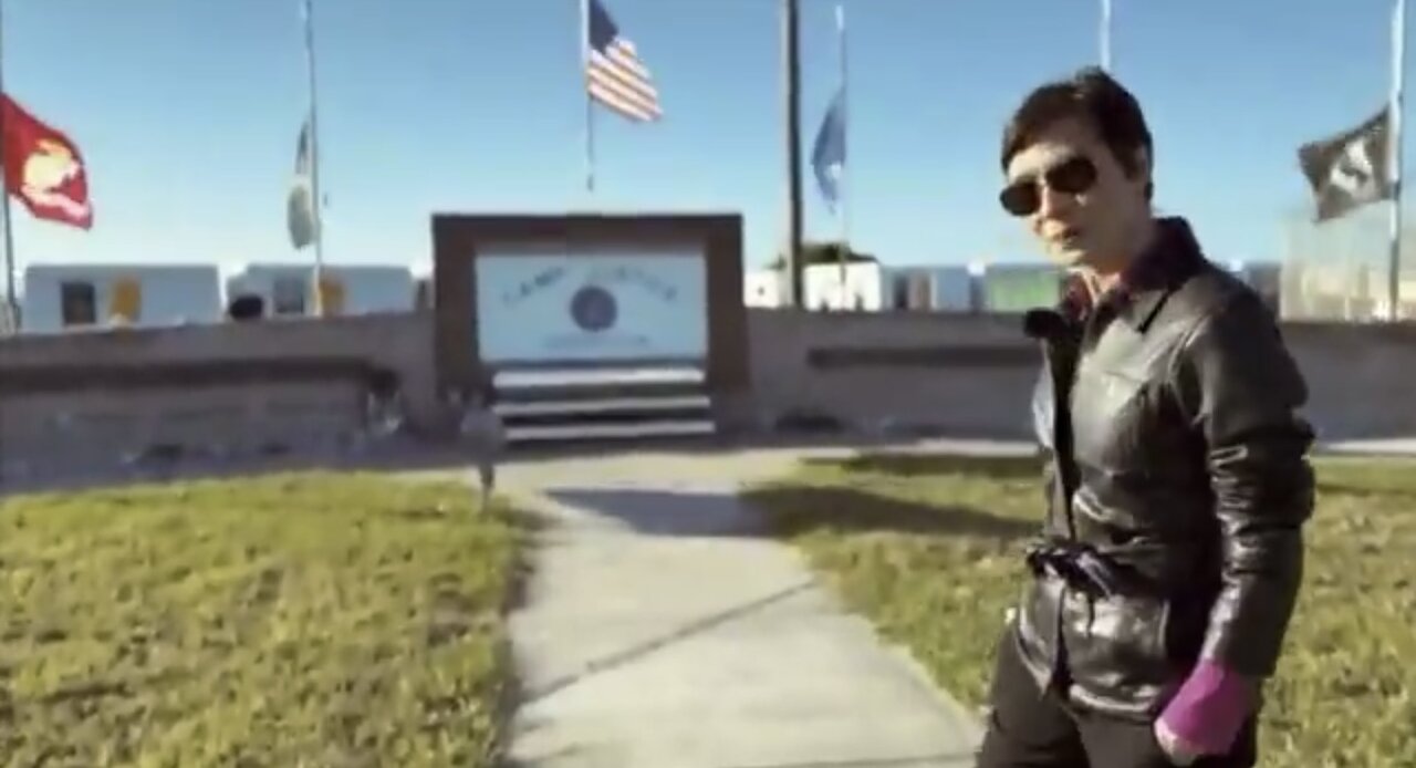 Catherine Herridge Reporting From Guantanamo Bay ( Audrey Hepburn they say ? )