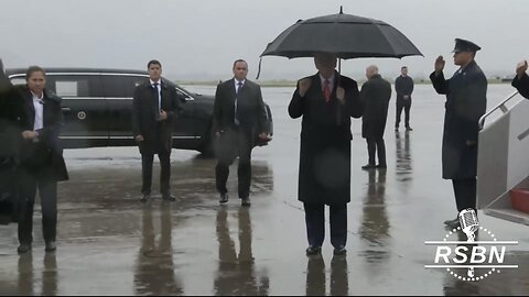 TRUMP❤️🇺🇸🥇🪽🕺🎊AIR FORCE ONE ARRIVE🤍🇺🇸🏅🪽🛬FOR RALLY IN PITTSBURGH, PA💙🇺🇸🏅🪽🦺🏗️🏭⭐️