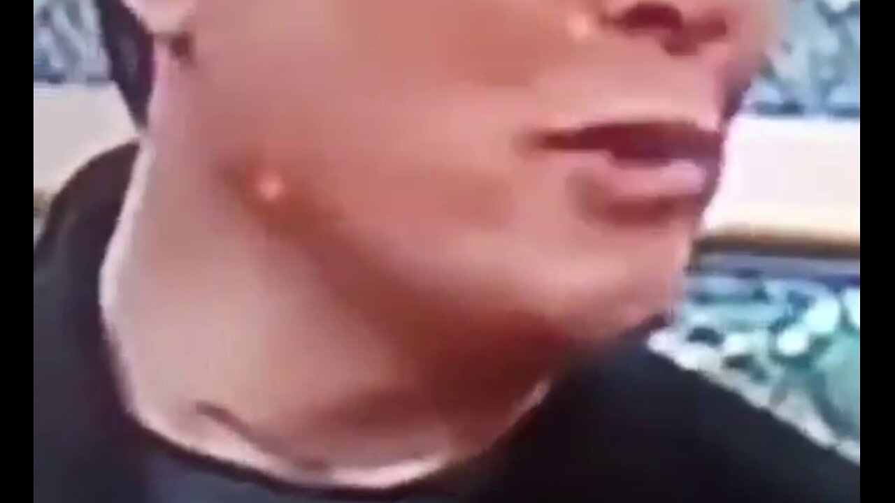 Elon Musk "Look at his Neck" - Reptilian Shapeshifter