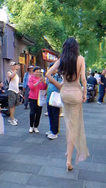 "Queen of Darkness vs Elegant Twins | Epic Fashion Transformation"