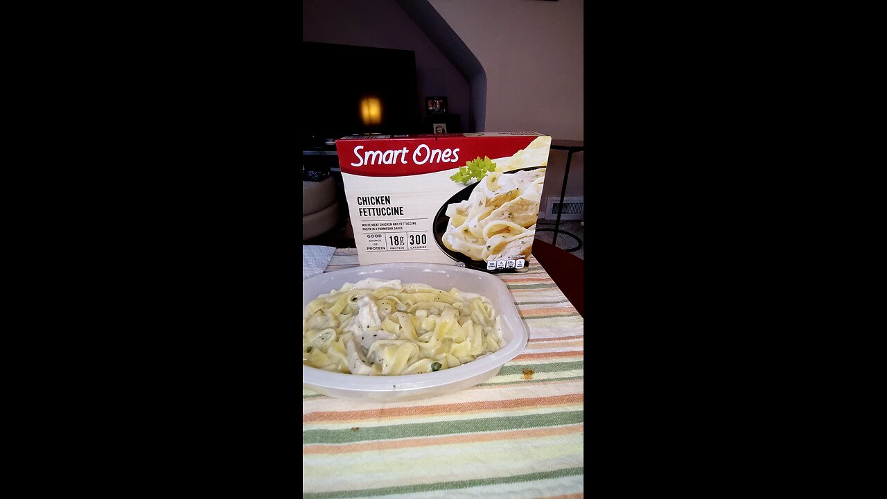 Eating Smart Ones Chicken Fettuccine Dbn, MI, 4/8/25