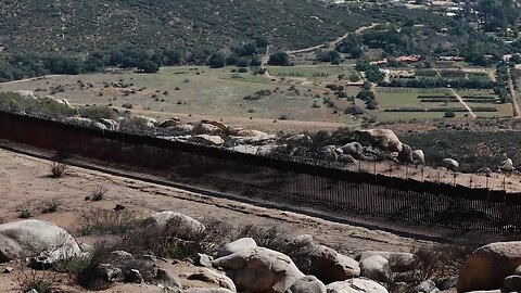 “We Need That Wall” – Voices from the U.S. Border