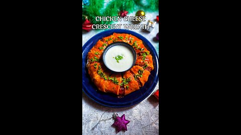 Chicken Cheese Crescent Wreath Recipe From Scratch | Kitchenstagram