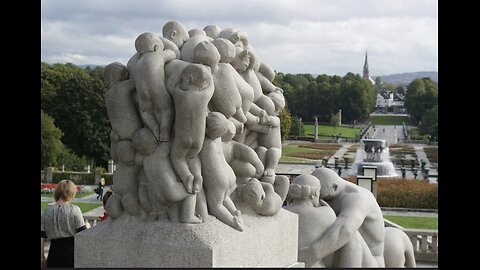 White masterpieces 🤍Vigelandspark in Oslo