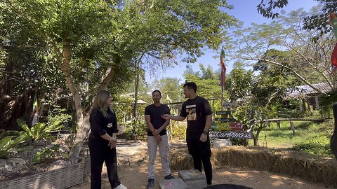 🌿 Meet My Airbnb Host in Nan, Thailand 🇹🇭 | His Inspiring Story Behind Nan Evergreen Farmstay 🏡✨