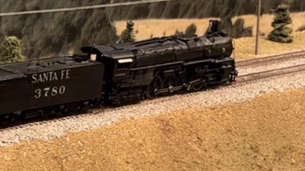 Watching Trains Ep 17 - Second Generation Diesels and Legacy 4-8-4.