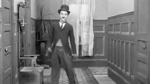 Charlie Chaplin's Funniest Scenes