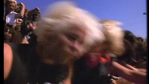 Twisted Sister - I Wanna Rock
