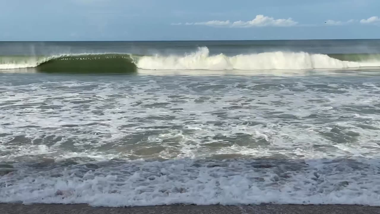 Relaxing Beach Waves | 10 Minutes of Nature ASMR at New Smyrna Beach 🌊