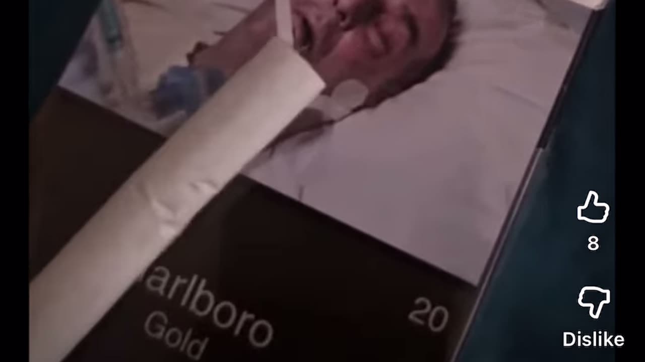 Koerd geeft rookadvies en over bart