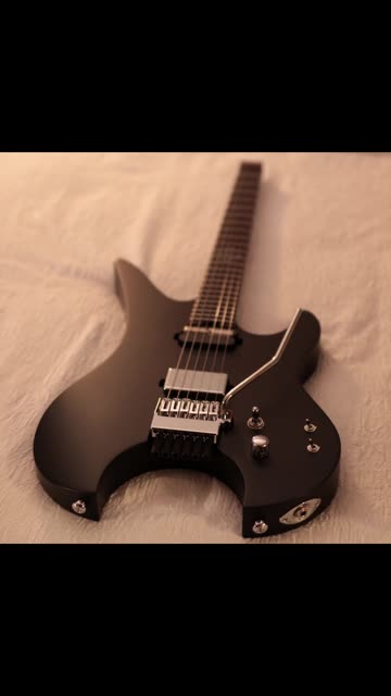 Schecter Synyster Gates Custom-6 TR-S review coming soon