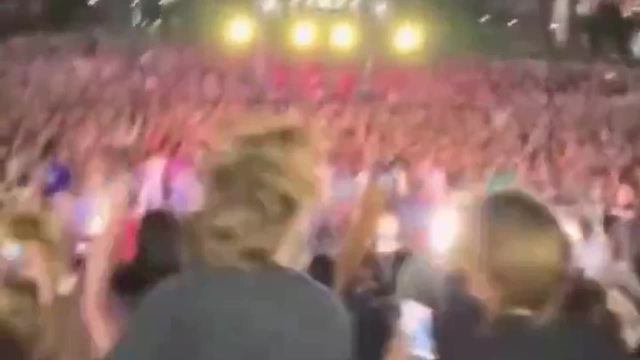 Students at Liberty University gathered to celebrate and praise Jesus.