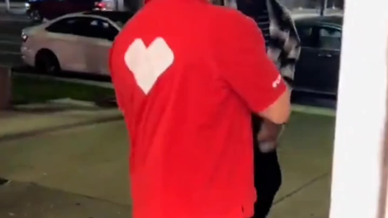 CVS employee throws hands with a thief