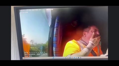 dont eat while you drive .