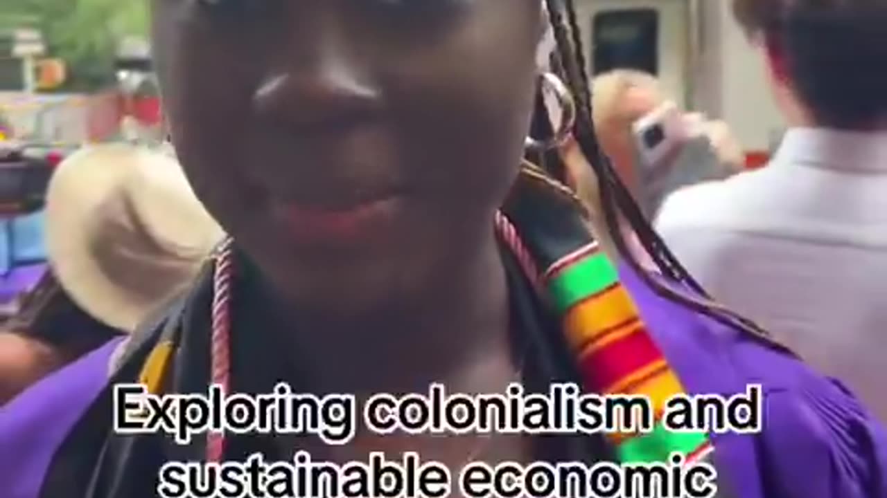 La crisi del debito studentesco da 1,5 trilioni di dollari spiegata.