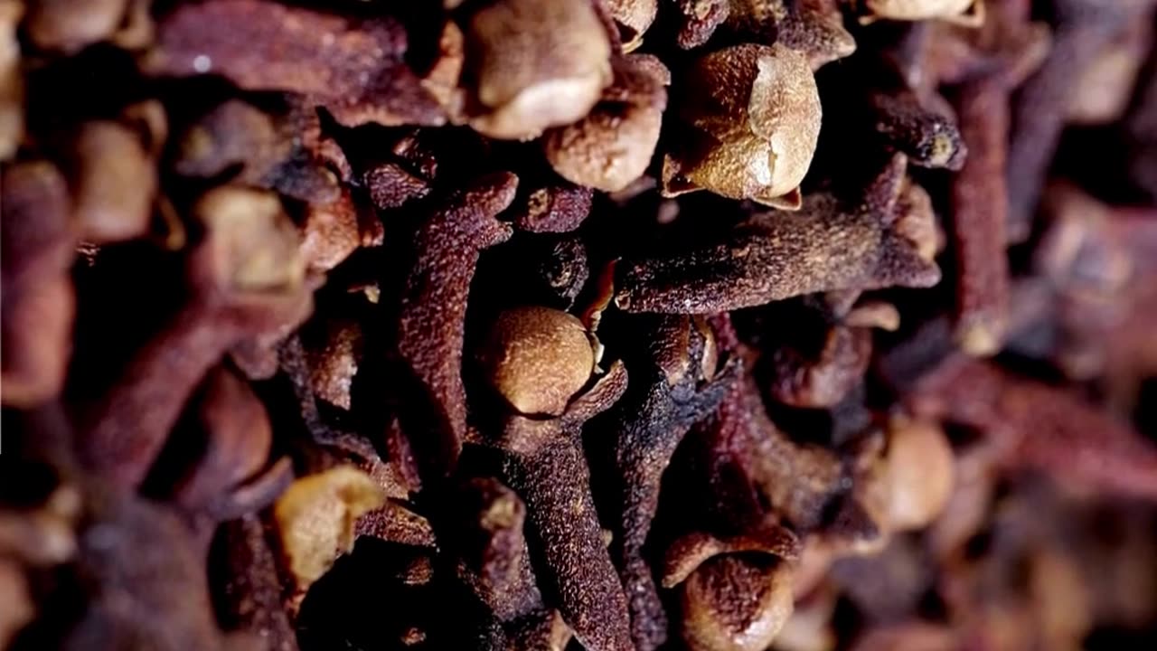 Health Benefits of Cloves | Tiny Spice, Big Power!