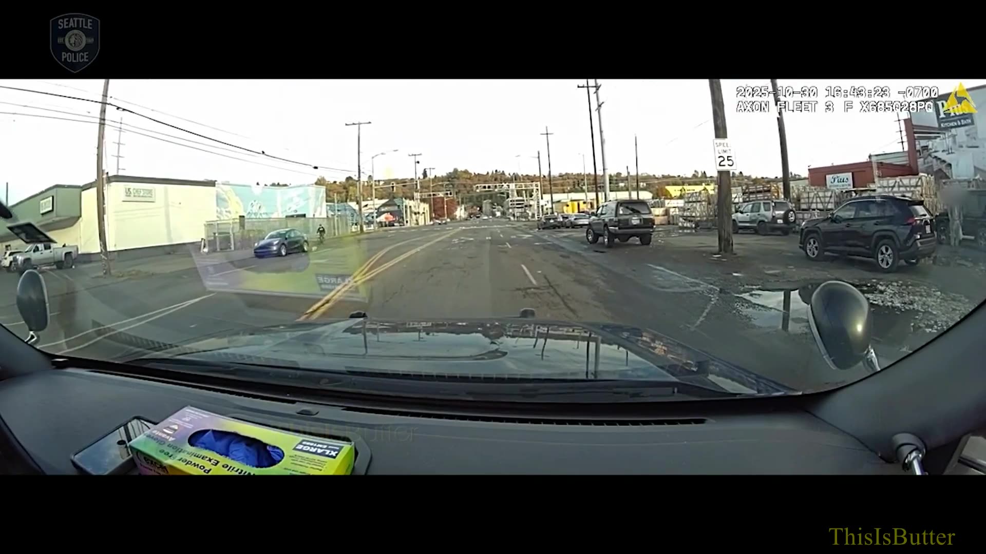 Bodycam video shows Seattle police officers fatally shooting man after he points gun at them