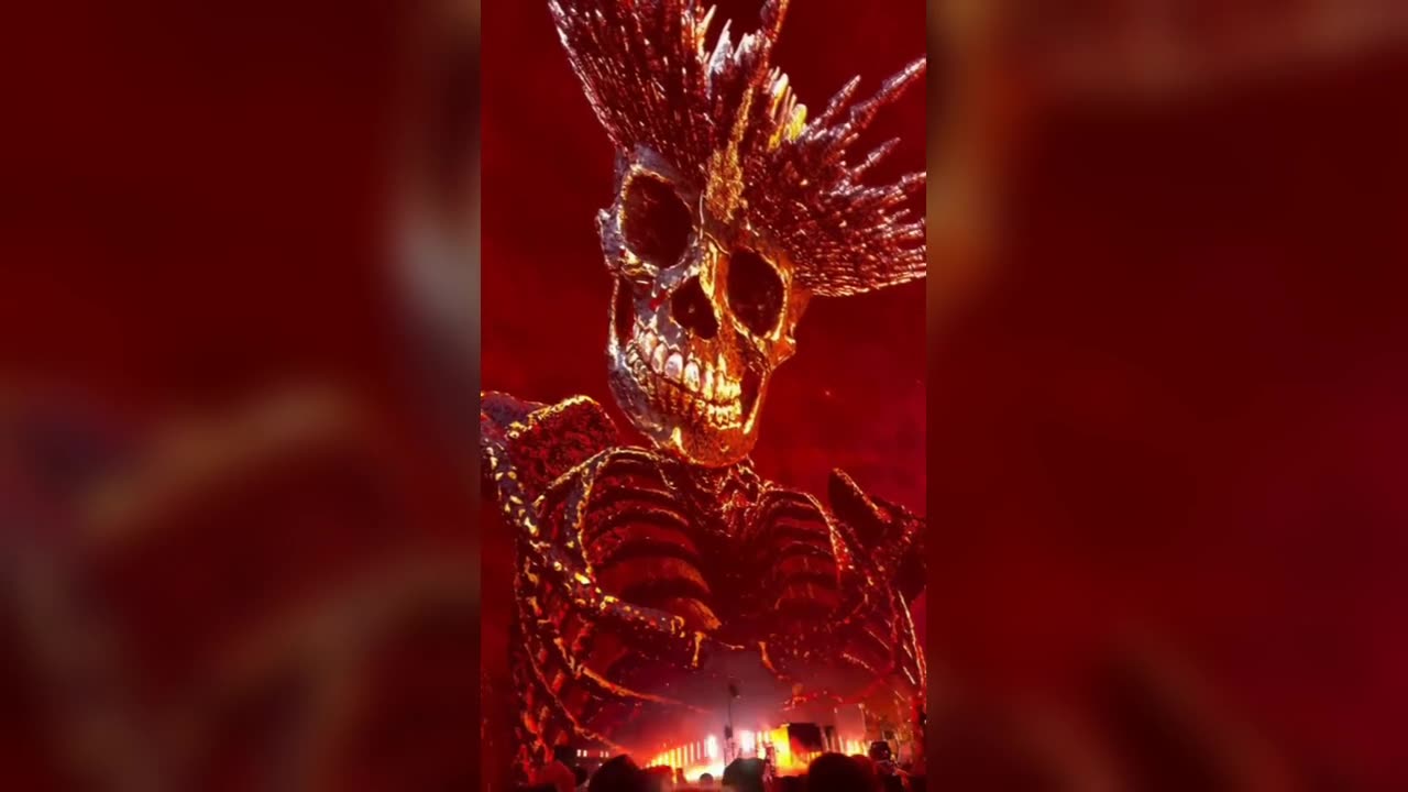 SPIELBERG Prepares EARTH For 'ALIEN SAVIORS' (2025)