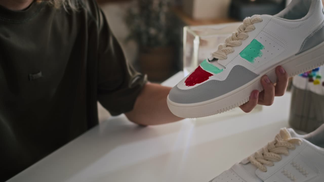 Профессиональная Химчистка Кожи. Полное Руководство. Сохранить роскошный вид кожи на долгие годы?