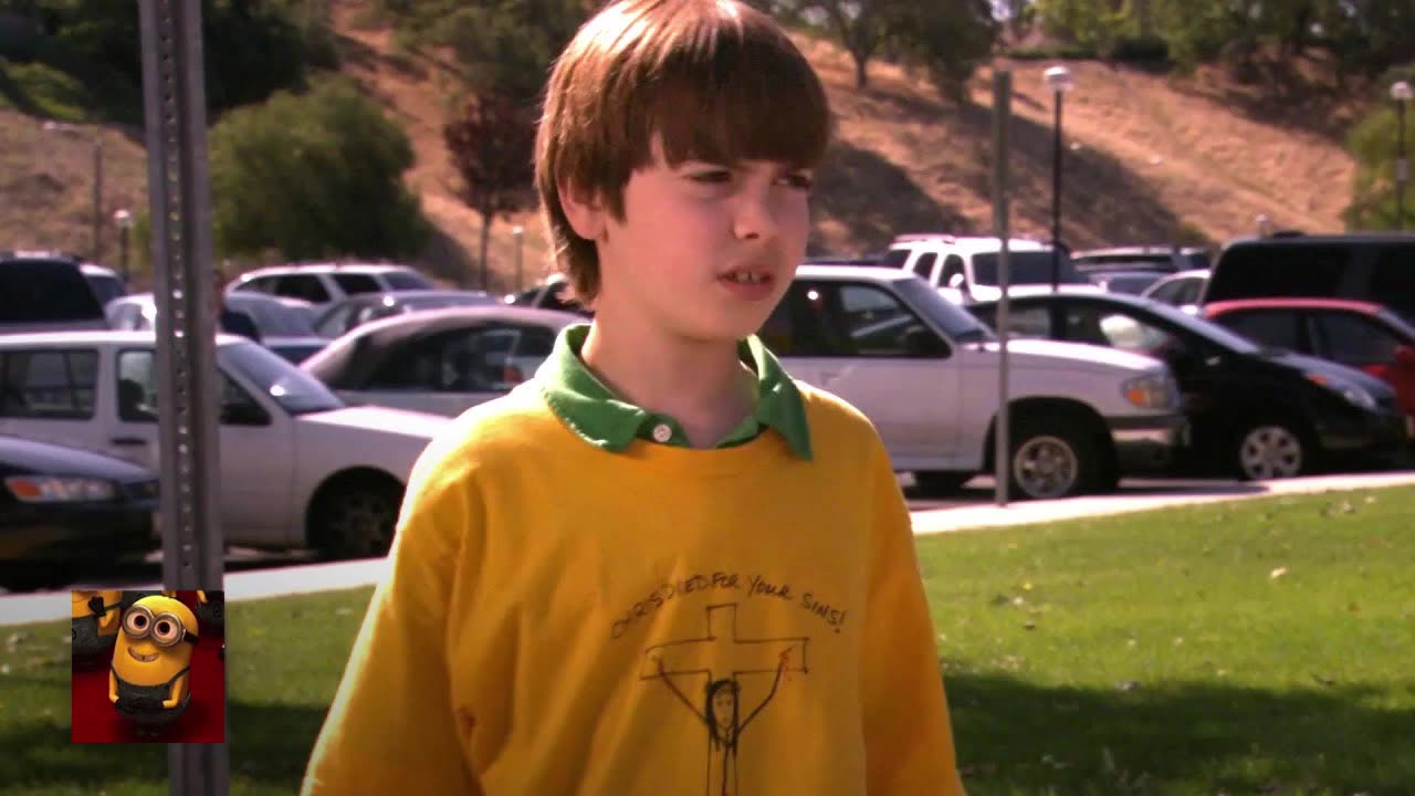 Weeds (2005) - Chris Died For Your Sins! (S1E4) _ Movieclips
