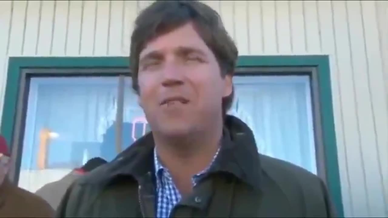 TUCKER CARLSON EXPOSED FOR WHAT HE IS ( FOR THOSE WHO DONT ALREADY KNOW ), CONTROLLED OPPOSITION