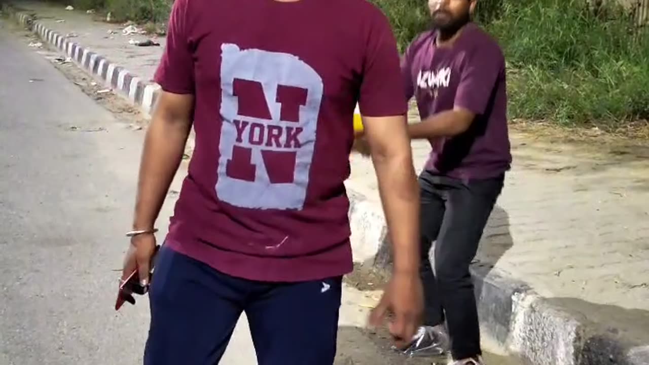 सारा औरा ही बिगाड़ दिया