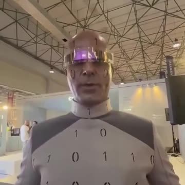 🇮🇷 🤖 An Iranian Android