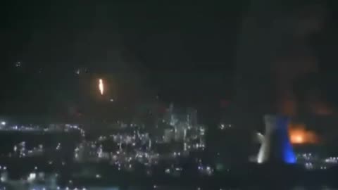 🇮🇱/🇮🇷 Haifa power plant is on fire after being hit by Iranian missiles