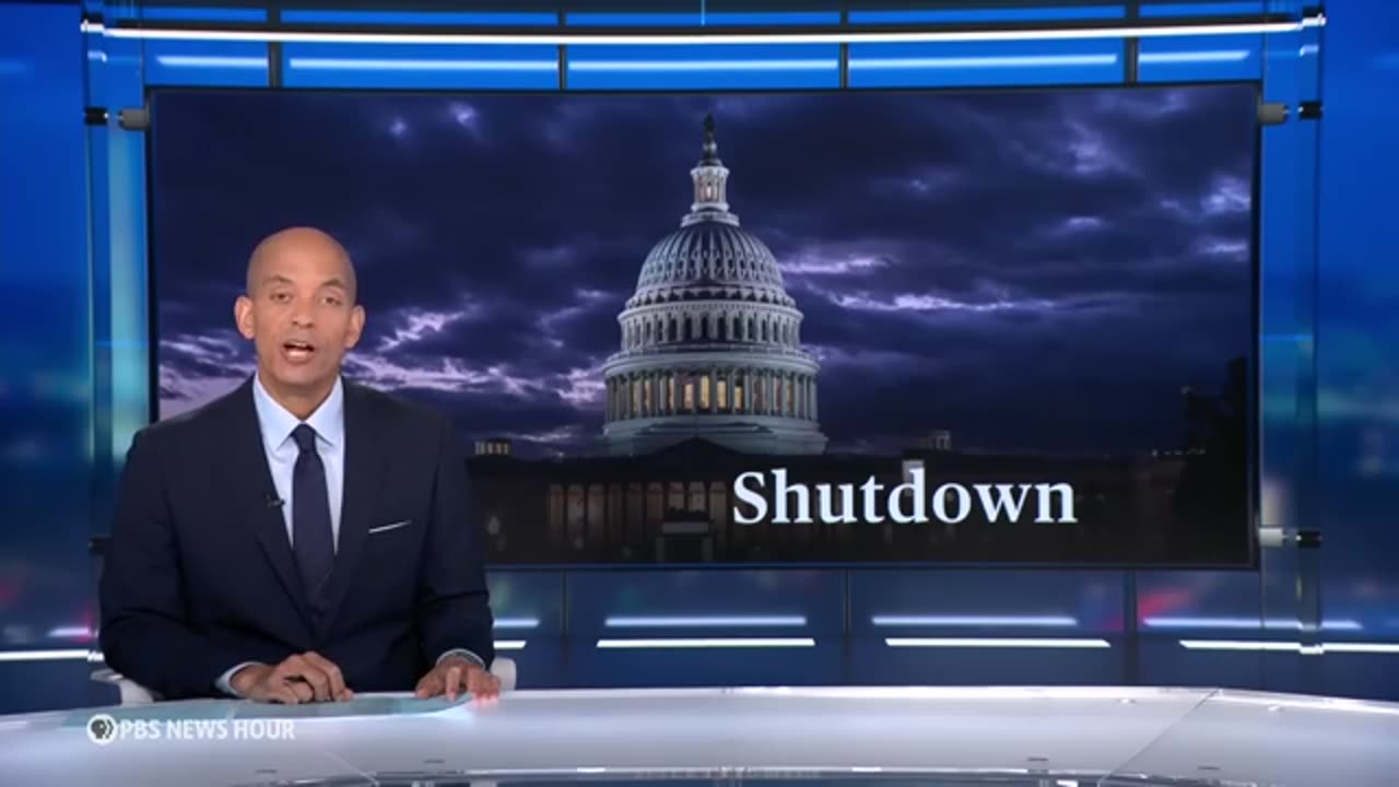 Federal workers set to miss full paycheck as government shutdown drags on