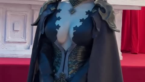 Lilith Appearing in Department Stores [Legend Diablo Cosplay]