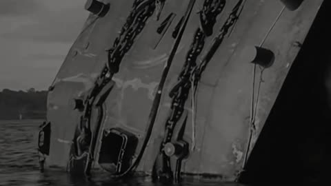 Collapsed bow on USS Honolulu after she was torpedoed during the Battle of Kolombangara in July 1943