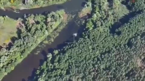 🎯🛸 Ukraine Russia War | Ukrainian FPV Drone Strikes Swimming Russian Soldier | RCF