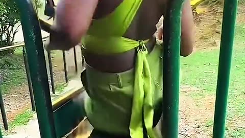 Funny girls Fails