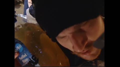 Sane person talking to P*ss Lynch (VanceVictim2018)