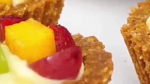 Fruit Dessert with Cream that Melts in Your Mouth! 🍇🍌