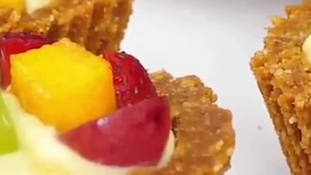 Fruit Dessert with Cream that Melts in Your Mouth! 🍇🍌