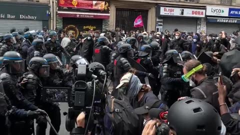 Paris on 🔥🔥🔥1