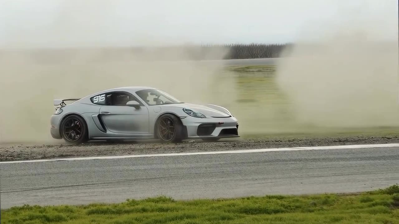 Supercar Showdown | High-Speed Battles Begin! 🔥🏁