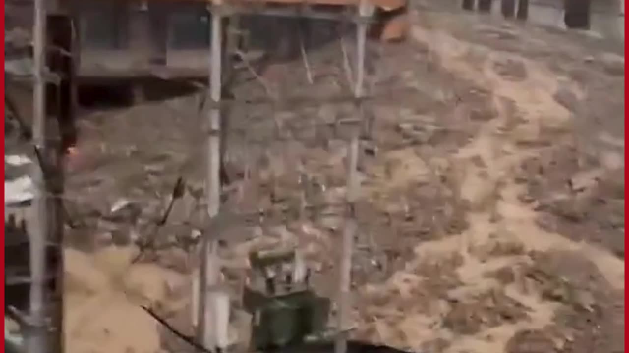 Heavy Rains Trigger Deadly Landslide in J&K's Ramban; 2–3 Dead, 20+ Houses Destroyed, 100+ Rescued