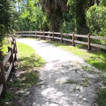 SUZ AND DOUG VISIT THE LEGACY TRAIL IN SARASOTA!