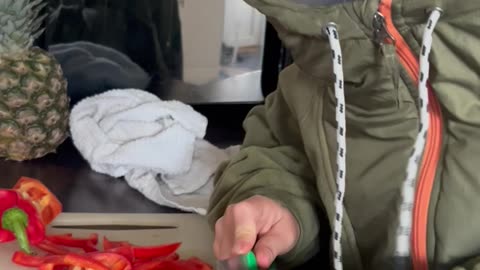 Son's Method To Prevent Onion Cutting Sting