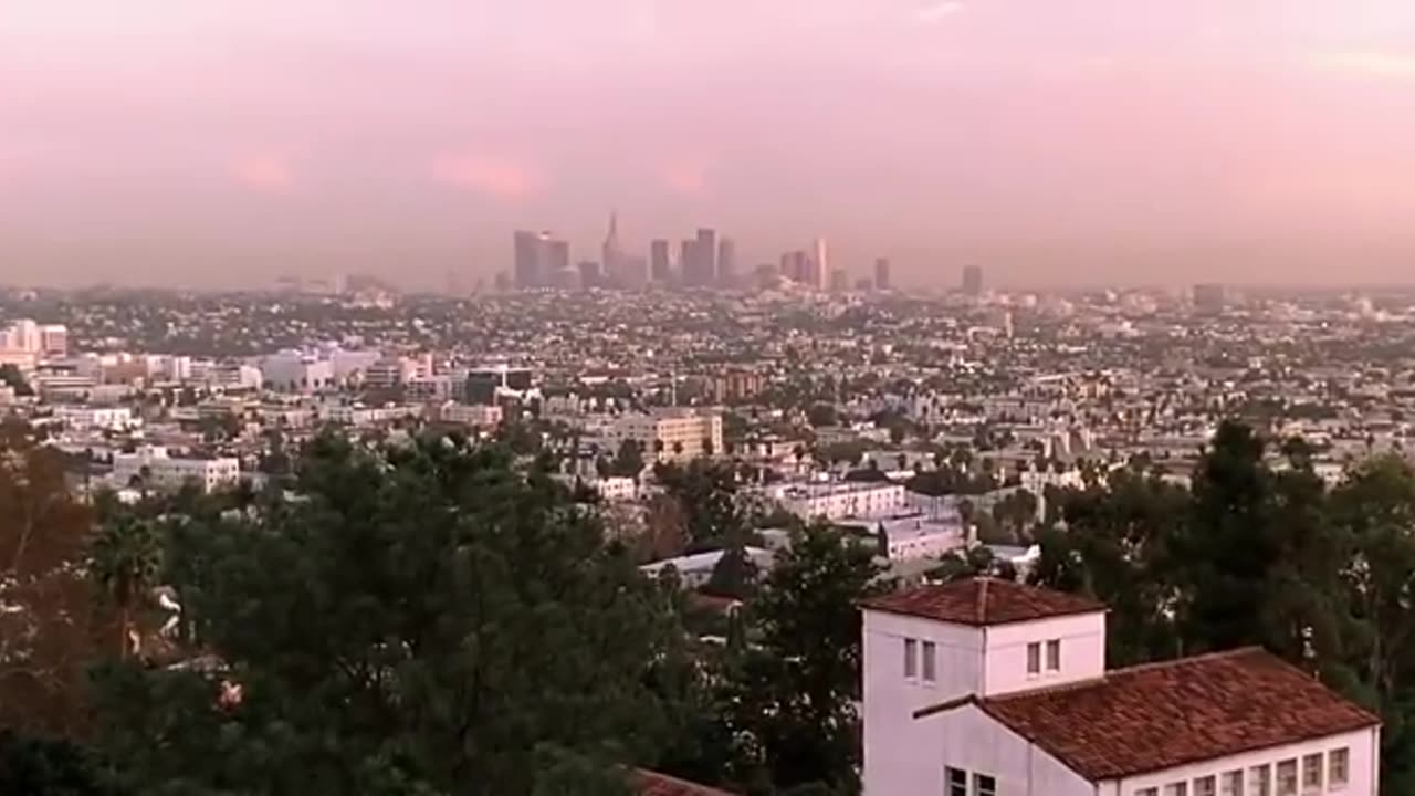 Mr Bean Cooking the CHRISTMAS Dinner | Mr Bean