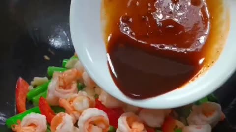 Need a new idea to cook?? Check this out. Stir fry shrimp with asparagus