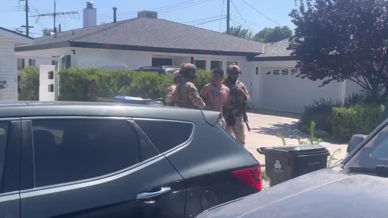 BREAKING: Federal agents have just dismantled an Iranian human smuggling