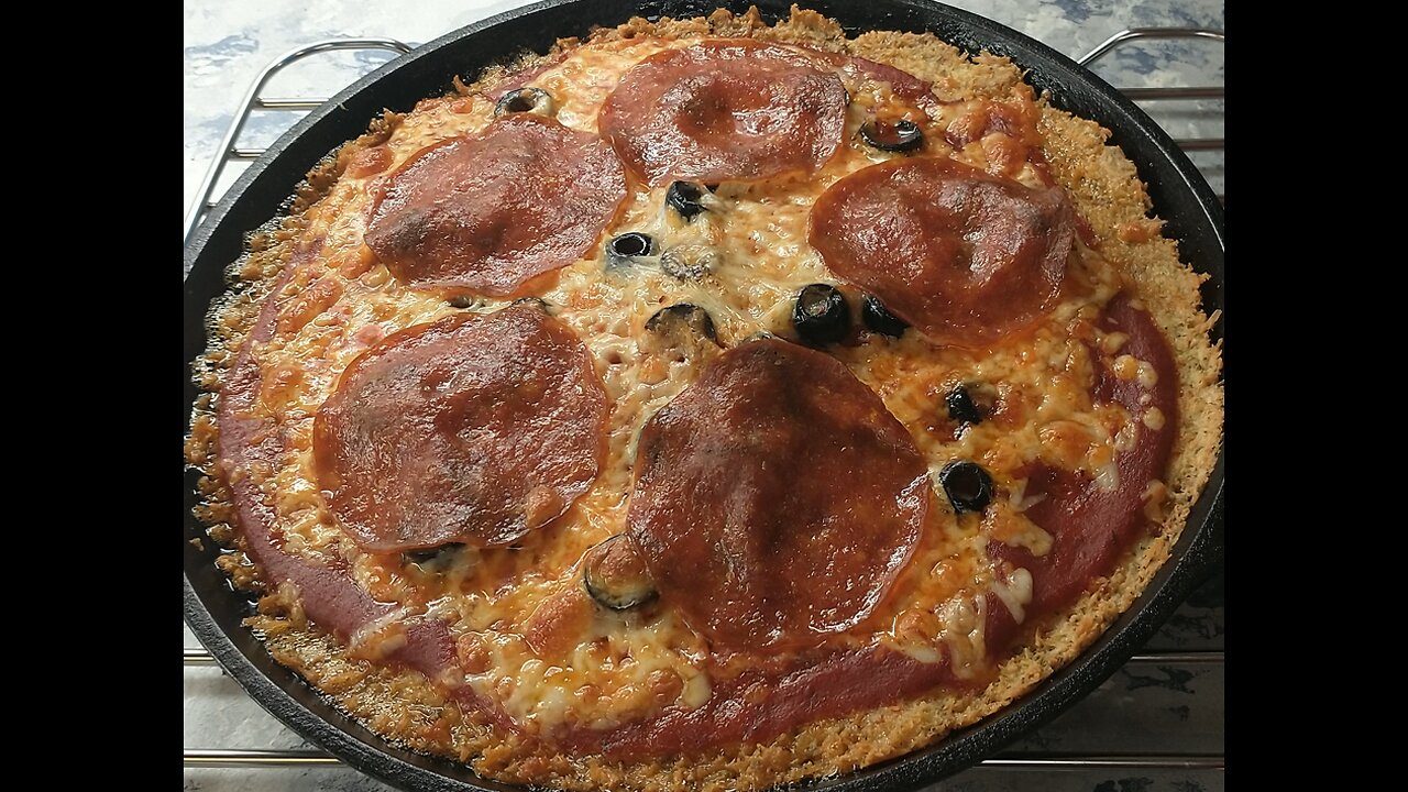 CANNED CHICKEN MEATZA PIZZA